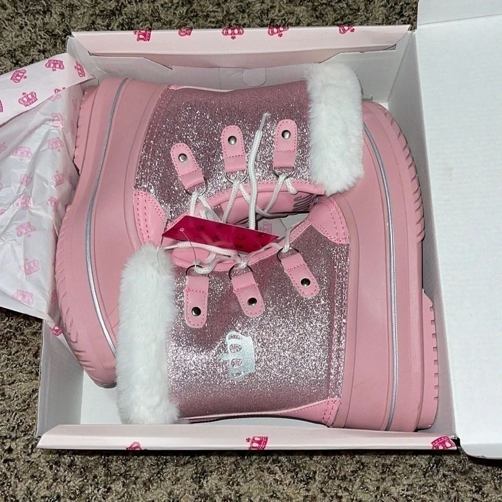 Juicy couture boots
